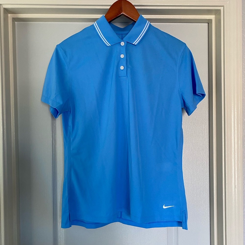Nike women’s shirt size L color blue